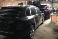 Правоохранители ликвидировали схему ввоза в Украину нелегальных Porsche