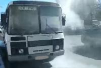 В России загорелся автобус с журналистами и спасателями, ехавшими на проверку ТЦ