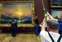 Минкульт хочет санкций против крымских музейников за передачу картин РФ