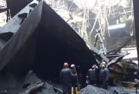 В Днепропетровской области спасатели достали из-под завалов цеха тело работника