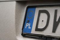 Крах для "бляхобизнеса" и европейская автосвалка: эксперт назвал плюсы и минусы новых законов о растаможке