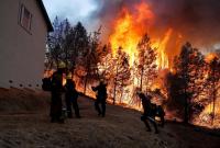Рай превратился в ад: в США полностью сгорел город Парадайс (видео)