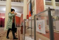 Порошенко хочет внести изменения в Конституцию из-за псевдовыборов на Донбассе