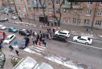 "Мы отапливаем улицу": в Киеве жители перекрыли дорогу из-за отсутствия тепла в домах
