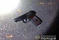 В Киеве на Оболони пьяный мужчина стрелял в прохожего