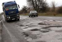 «Укравтодор» назвал области-лидеры и аутсайдеры по ремонту дорог