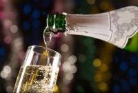 Шампанское помогает женщинам справиться со стрессом