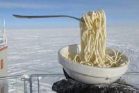 Лапша при -60˚С или как выглядит обед в Антарктиде