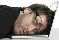 Нехватка сна снижает уровень тестостерона у мужчин