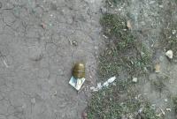 В Харькове возле трамвайной остановки нашли гранату
