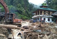 В Индонезии обрушилась часть здания начальной школы: 20 погибших
