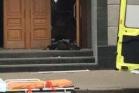Стали известны подробности взрыва у здания ФСБ: взрывчатку пронес 17-летний террорист