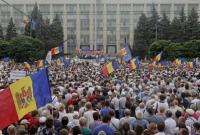 В Кишиневе сторонники объединения Молдовы с Румынией устроили "разборки" с полицией