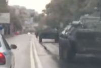 Донецке засняли переброску военной техники ДНР через центр города (видео)