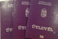 В Берегово украинцам выдают венгерские паспорта под клятву и шампанское (видео)