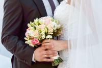 Около 1,5 тысячи украинских пар поженятся 14 февраля