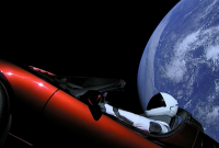 Tesla разложится в космосе за пару лет