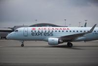 В Канаде пассажирский самолет вернулся в аэропорт из-за возгорания