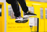 Компания Adidas выпустила лимитированную версию кроссовок