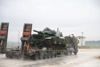 Турция готовится к наступлению на Сирию и стягивает танки к границе