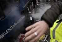 Протесты против повышения цен на топливо в Париже: полиция применила слезоточивый газ
