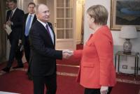 Меркель обсудила с Путиным ситуацию в Керченском проливе