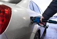 Цены на бензин снизились. Сколько стоит заправить авто на АЗС 3 декабря