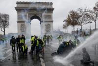Франция начала расследование о причастности России к протестам «желтых жилетов»