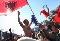 В Албании уволили 8 министров через студенческие протесты