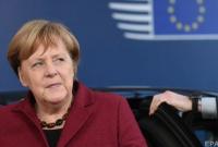 Меркель во время телефонного разговора призвала Путина освободить украинских моряков