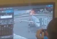"С огоньком сел, гы-гы": в сети показали циничную реакцию сотрудников "Шереметьево" на авиакатастрофу (видео)