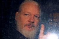 Главред WikiLeaks рассказал, как себя чувствует Ассанж в тюрьме