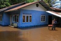 Наводнение в Индонезии: число жертв достигло 112
