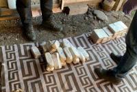 На Закарпатье СБУ во время обысков изъяла 120 кг наркотиков на 10 млн долларов