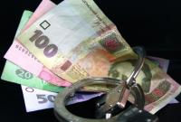 Оперуполномоченный Фискальной службы попался на взятке в 300 тыс. гривен