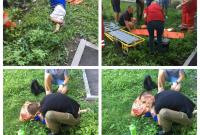 Под Киевом четырехлетний мальчик выпал из окна жилого дома