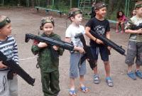 Чему учат детей в оккупированном Крыму: шокирующее видео