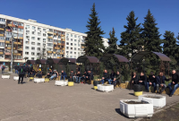 Аваков ответил, кем были люди под зданием ЦИК в день выборов