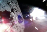 Японский зонд "Хаябуса-2" сбросил бомбу на поверхность астероида