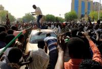 В результате протестов в столице Судана погибли не менее 16 человек