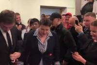 Савченко сделала заявление в зале суда после освобождения из-под стражи (видео)