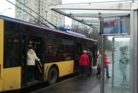 В Украине могут изменить дорожное покрытие возле остановок