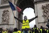В Париже во время протеста "желтых жилетов" задержали более 120 человек