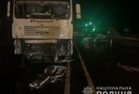 Во Львовской области в результате столкновения фуры и легковушки погиб человек, еще двое пострадали
