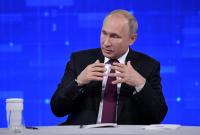 Путин заявил, что Россия разбирается с "исконно русскими территориями" в Украине