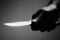 Ограбление на Запорожье: неизвестные выбили дверь дома и угрожали девушке ножом