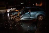 Пьяная пенсионерка на Mitsubishi протаранила маршрутку в Киеве, есть пострадавшие (видео)