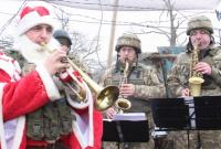 "Jingle Bells" над линией фронта: музыкальные поздравления для военных