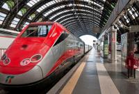 Железнодорожное движение по маршруту Париж - Милан приостановлено из-за оползня
