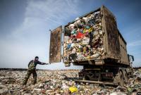 Страна-помойка: мусорные свалки в РФ достигли размеров Швейцарии